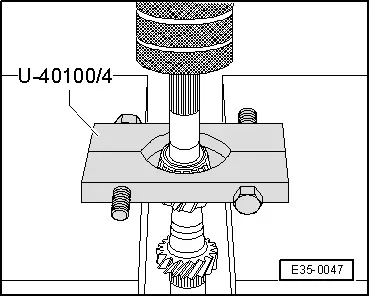 E35-0047