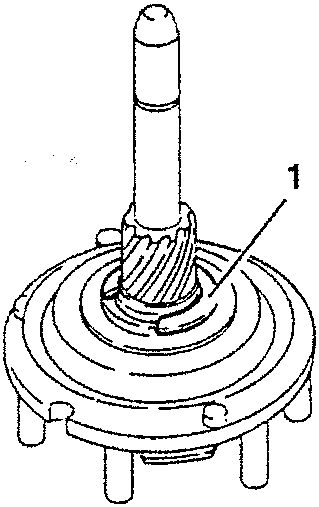 Diagram showing a reversing gear with a shaft and numbered part 1.