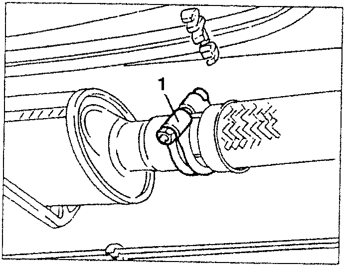 Clamp fastening the front exhaust pipe section to the central section