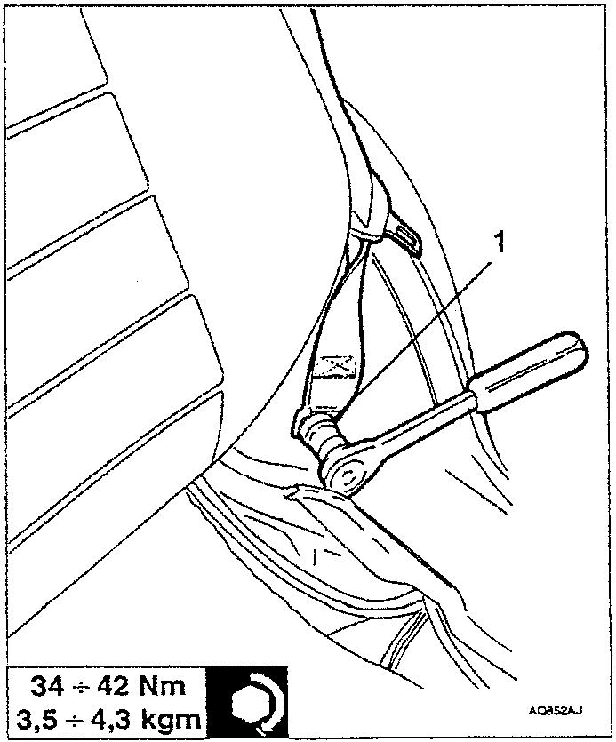 Wrench tightening wheelhouse trim screw
