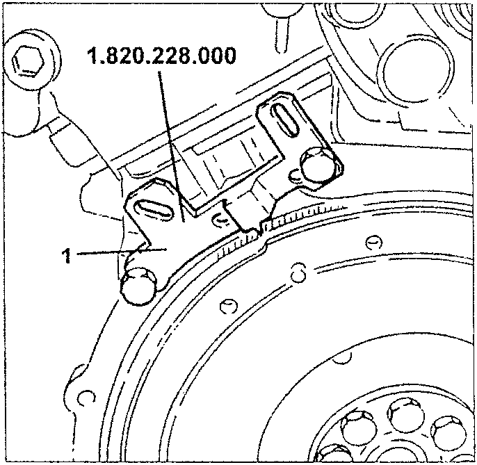 Flywheel retainer tool installation