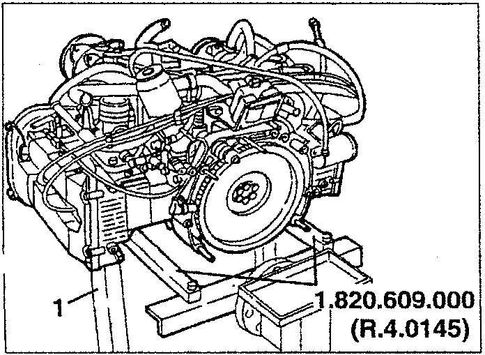 Engine on overhauling stand with support number 1.820.609.000