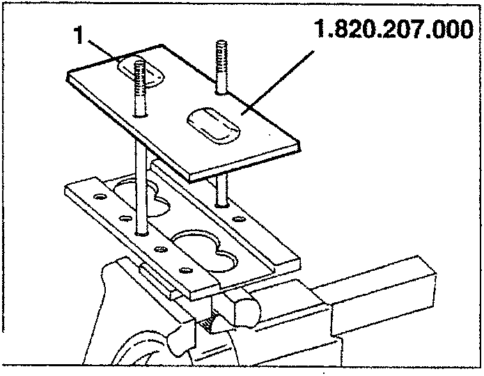 Tool 1.820.207.000 interposed between cylinder head and support stand