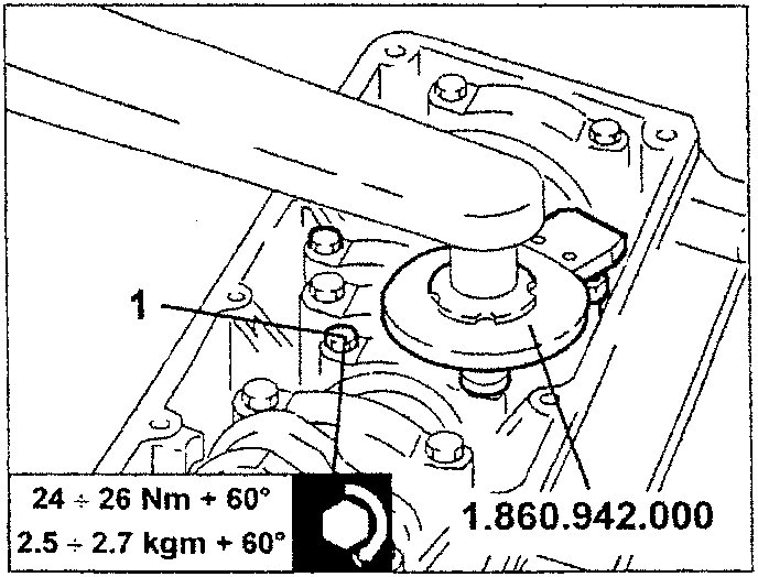 Tightening connecting rod cap screws with tool 1.860.942.000