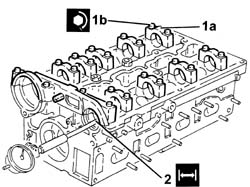 Single cylinder head, removed - overhaul
