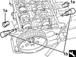 Single cylinder head, removed - overhaul