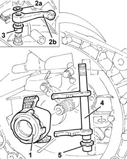 Thrust bearing linkage - r + r with gearbox removed