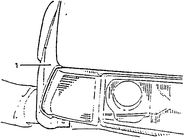 Headlight assembly installed with bonnet closed