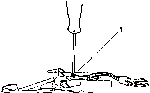 Diagram showing a screwdriver removing a screw labeled 1.
