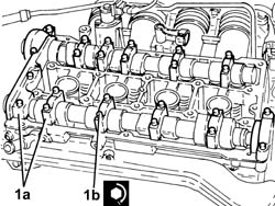 CAMSHAFT IN CYLINDER HEAD - R R WITH HEAD REMOVED
