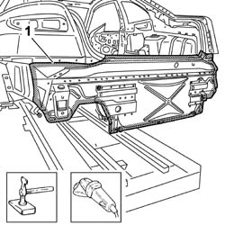 REAR TRIM