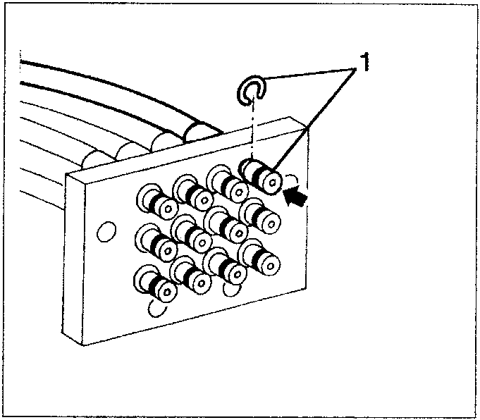 Hydraulic pipes connected to a bracket with O-rings