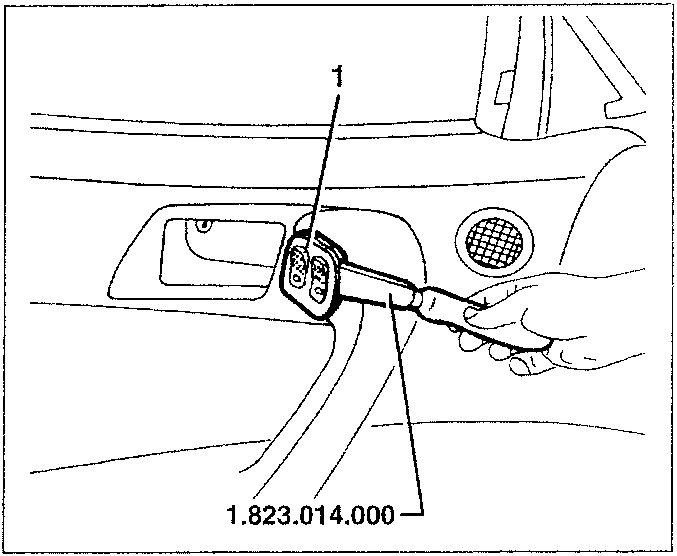 Diagram showing removal of power window switch plate using tool 1.823.014.000