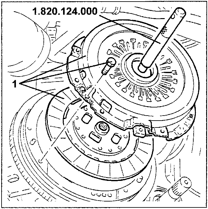 Clutch plate and frame being centred with tool