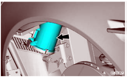 Close-up view of the air filter box outlet pipe connection with an arrow pointing to the fixing screw.