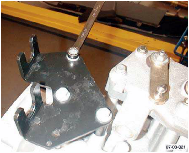 selector cable bracket with wrench