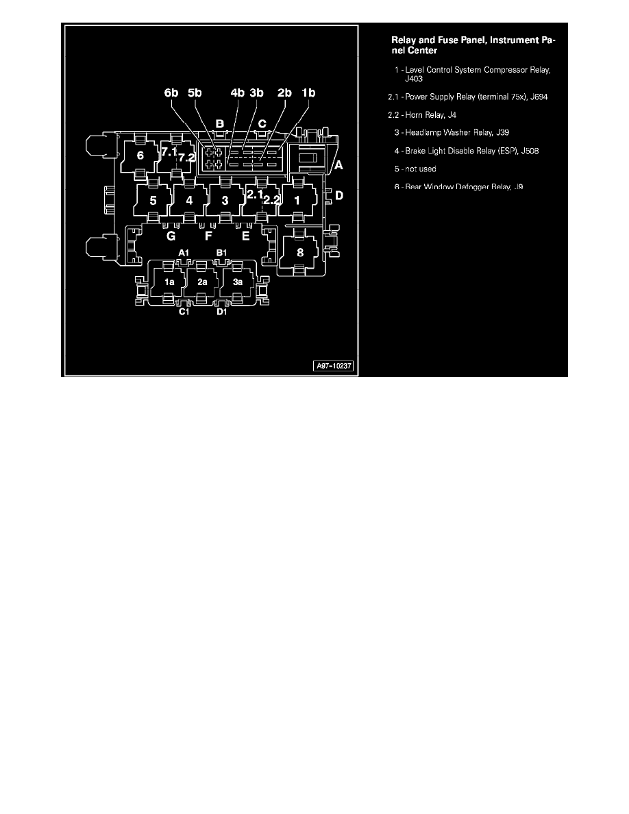 Audi Manuals > Q7 Quattro V63.6L (BHK) (2007) > Wiper and Washer Systems > Headlamp