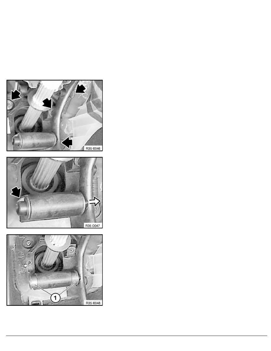 2 Repair Instructions > 35 Pedals > 41 Kick-down > 5 RA Removing And