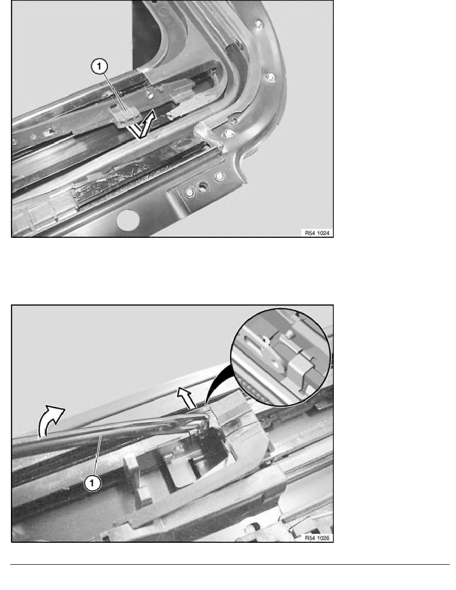 BMW Service and Repair Manuals > 3 Series E91 330i (N53) TOUR
