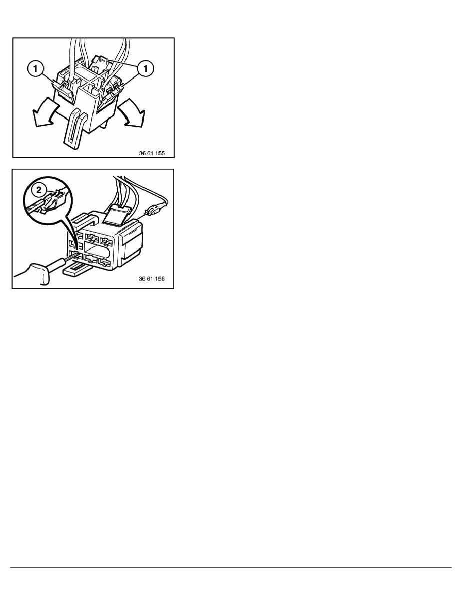 2 Repair Instructions > 61 General Electrical System > 13 Plug Connection, Terminal, Fuse Box > 5 RA DME Master Relay Connector