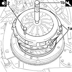 CLUTCH - R + R WITH GEARBOX REMOVED