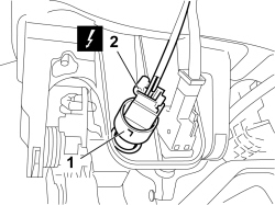 SWITCH ON CLUTCH PEDAL - R.R (PETROL ENGINES)