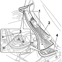 R.R. WINDSCREEN BASE TRIM