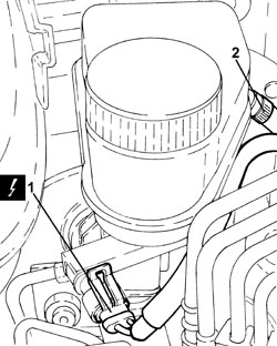 BRAKE FLUID RESERVOIR - R + R AND WASH INSIDE