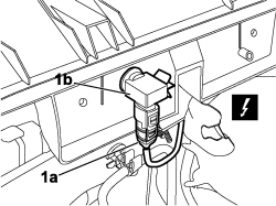 R.R. WINDSCREEN BASE TRIM