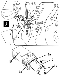 SWITCH ON CLUTCH PEDAL- R. R (DIESEL ENGINES)