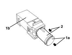 SWITCH ON CLUTCH PEDAL- R. R (DIESEL ENGINES)