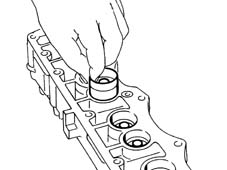 Single cylinder head, removed - overhaul