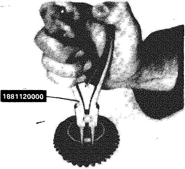 Removing 3rd, 4th and 5th speed synchronizer circlip
