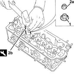 Single cylinder head, removed - overhaul