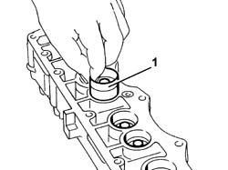 Single cylinder head, removed - overhaul