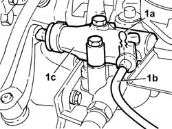 FLEXIBLE supply PIPE to operating cylinder -R.R.