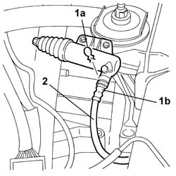 FLEXIBLE supply PIPE to operating cylinder -R.R.