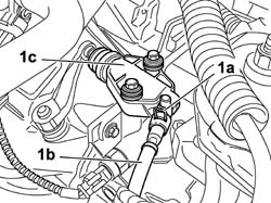 FLEXIBLE supply PIPE to operating cylinder -R.R.