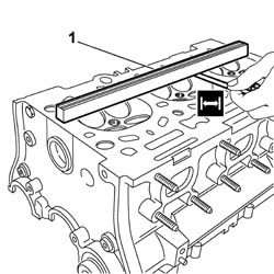 R CYLINDER HEAD - OVERHAUL
