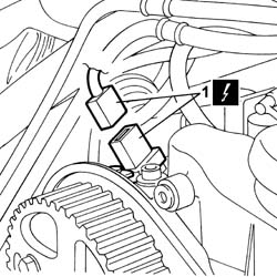 CAMSHAFT IN CYLINDER HEAD - R R ON VEHICLE