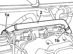 CAMSHAFT IN CYLINDER HEAD - R R ON VEHICLE