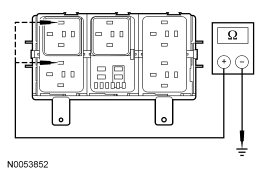 Yes GO to R7 . No REPAIR the circuit. REPEAT the self-test. CLEAR the DTCs.