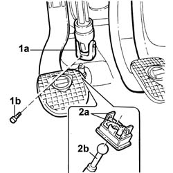 CLUTCH PEDAL - R.R.