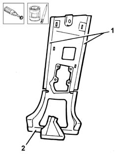 CENTRE PILLAR