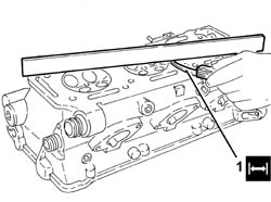 Right CYLINDER HEAD - Overhaul - Dismantling