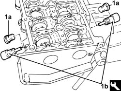 CAMSHAFTS in cylinder head - R.R. with head removed