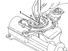 Engine oil pump, removed - check at bench