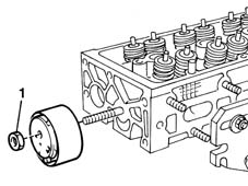 Single cylinder head, removed - overhaul
