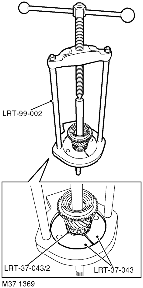Reassembly – Using tool LRT-37-022 and LRT-99-002, press new bearing onto 4th gear end of layshaft.