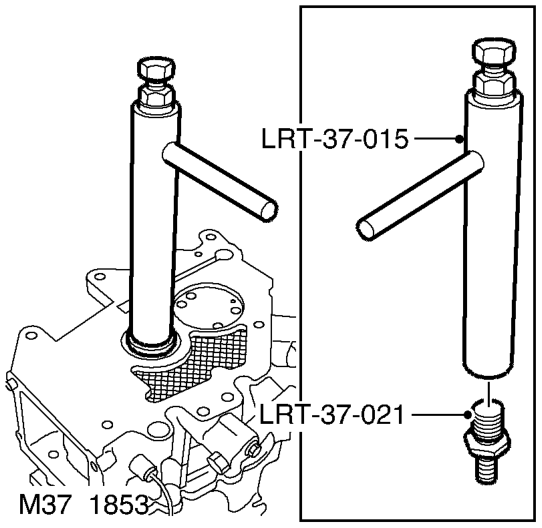 Using new 'O' ring, fit interlock spool retainer and tighten bolt to 8 Nm (6 lbf.ft).